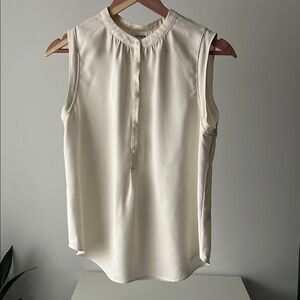ThreadUp Remade Elegant Cream Sleeveless Top M